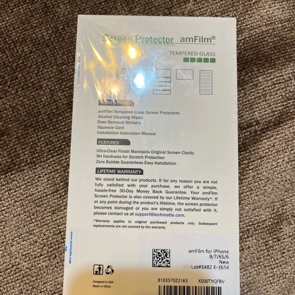 NWT 2 Pack Glass Screen Protectors -For iPhone 8/7/6S/6